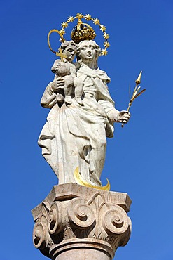 Marian column, Untermarkt square, Murnau, Upper Bavaria, Bavaria, Germany, Europe