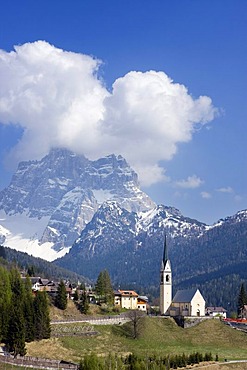 Church of Selva Di Cadore and Monte Pelmo peak, Colle Santa Lucia, Dolomites, Italy, Europe