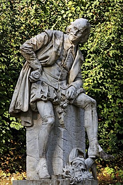 Shakespeare memorial, park on the Ilm River, Weimar, Thuringia, Germany, Europe