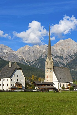 Maria Alm, Steinernes Meer high karst plateau at the back, Pinzgau region, Salzburger Land, Austria, Europe