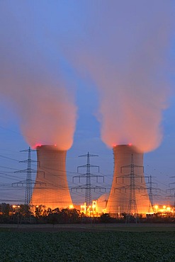 Cooling towers of the Grafenrheinfeld E.ON nuclear power plant, Schweinfurt, Bavaria, Germany, Europe