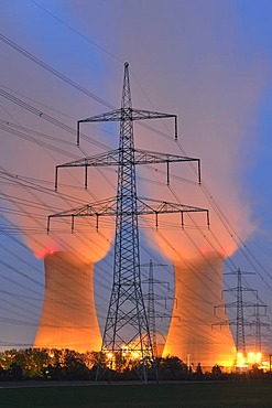 Cooling towers of the Grafenrheinfeld E.ON nuclear power plant, Schweinfurt, Bavaria, Germany, Europe