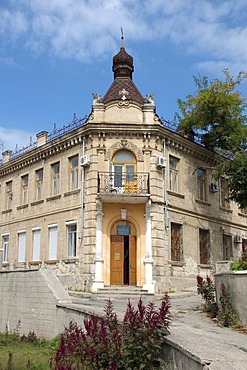 Historical corner house, Bakhchisaray, Crimea, Ukraine, Eastern Europe