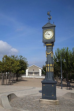 Art Nouveau clock on the promenade, band shell, seaside resort of Ahlbeck, Usedom Island, Mecklenburg-Western Pomerania, Germany, Europe, PublicGround