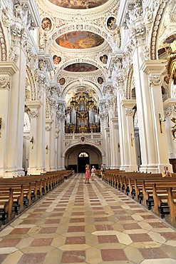 Interior, St. Stephan's Cathedral, Passau, Bavaria, Germany, Europe