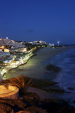 Lighthouse, beach, night scene, Jandia Playa, Playa del Matorral, Morro Jable, Matorral, Fuerteventura, Spain, Europe