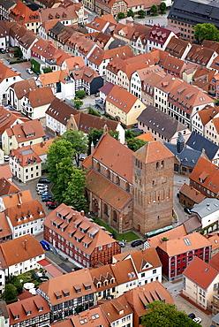 Aerial view, Georgenkirche church, Neuer Markt square, Waren, Mueritz county, Mecklenburg-Western Pomerania, Germany, Europe