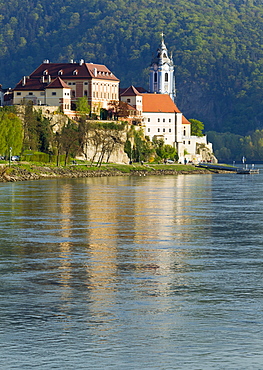 Duernstein an der Donau, Danube river, Wachau region, Lower Austria, Austria, Europe