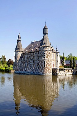 Jehay-Bodegnee Castle, 16th century, Huy, Liege province, Belgium, Europe