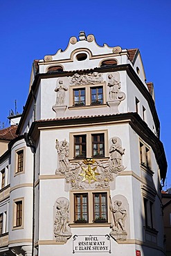 Hotel Restaurant U Zlate Studny, facade, Old Town Square, Prague, Czech Republic, Czech Republic, Europe