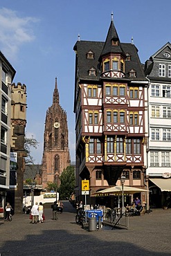 Ostzeile, Roemerberg, east side of the old town square, Frankfurt Cathedral, Saint Bartholomeus's Cathedral, Frankfurt am Main, Hesse, Germany, Europe