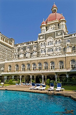 Swimming pool, Taj Mahal Hotel, Colaba district, Mumbai, Maharashtra, India, Asia