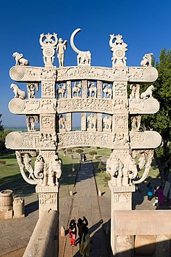 Stupas of Sanchi, UNESCO World Heritage site, built by King Ashoka, Mauryan dynasty, Sanchi, Vidisha in Madhya Pradesh, North India, India, Asia