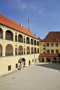 Inner courtyard, Burg Trausnitz Castle, Landshut, Lower Bavaria, Bavaria, Germany, Europe