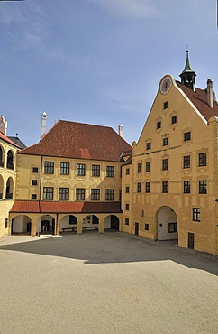 Inner courtyard, Burg Trausnitz Castle, Landshut, Lower Bavaria, Bavaria, Germany, Europe