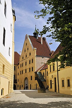 Inner courtyard, Burg Trausnitz Castle, Landshut, Lower Bavaria, Bavaria, Germany, Europe