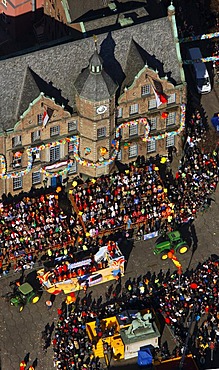 Aerial view, stand, street carnival, historic city hall in the old town, Duesseldorf, Rhineland region, North Rhine-Westphalia, Germany, Europe