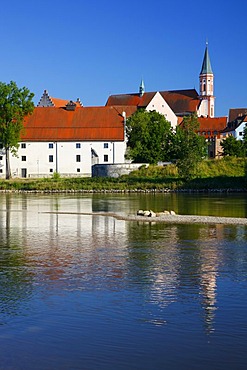 Herzogschloss Castle and Karmelitenkirche, Carmelite Church, Danube River, Straubing, Lower Bavaria, Germany, Europe