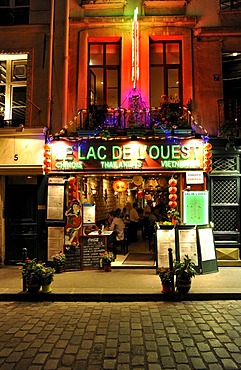 Night shot, Asian restaurant, Le Lac de l'Ouest Restaurant, cafe, Cite Michel, Paris, France, Europe