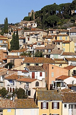 Bormes-les-Mimosas, a medieval mountain village, Provence-Alpes-Cote d'Azur region, France, Europe