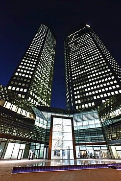 Main entrance and portal of the renovated Deutsche Bank at night, Frankfurt am Main, Hesse, Germany, Europe