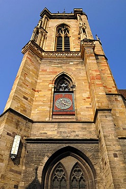 Clock on the tower, Collegiate St Martin's Church eglise Saint-Martin, 22 Place de la Cathedrale, Colmar, Alsace, France, Europe