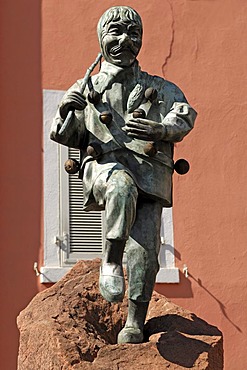 Sculpture "Schellenmann" or man with bells, Hauptstrasse main street, Kenzingen, Baden-Wuerttemberg, Germany, Europe