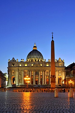 St. Peter's Basilicas, obelisk, St. Peter's Square, Vatican City, Rome, Lazio, Italy, Europe