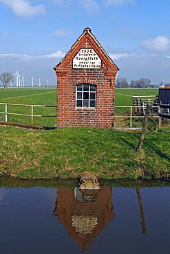 Historic pumping station for draining the marshes in Honigfleth, Wilstermarsch, Lower Elbe, Elbe Marshes, Steinburg district, Schleswig-Holstein, Germany, Europe