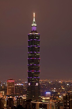 Taipei 101 Tower at night, Taipei, Taiwan, China, Asia