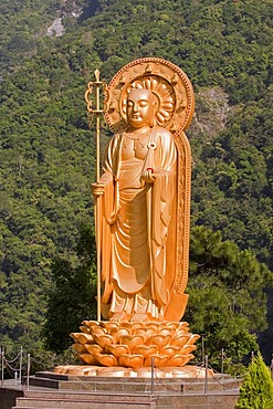 Buddha statue at Tiansian in Taroko Gorge National Park near Hualien, Taiwan, China, Asia