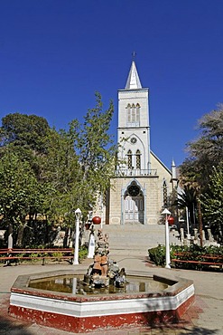 Church, fountain, square, Pisco Elqui, village, Vicuna, Valle d'Elqui, Elqui Valley, La Serena, Norte Chico, northern Chile, Chile, South America