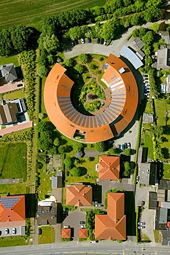 Aerial picture, roof with solar panels, rotunda, Alt-Oer retirement home, Oer-Erkenschwick, Ruhr Area, North Rhine-Westphalia, Germany, Europe