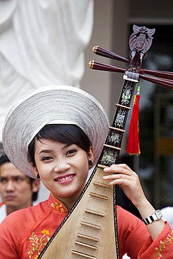 Traditional music concert, The Opera House, Ho Chi Minh City, Vietnam, Indochina, Southeast Asia, Asia