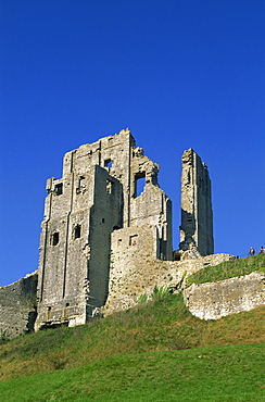 Corfe Castle, Corfe, Dorset, England, United Kingdom, Europe