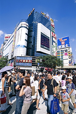 Crowds of people, Shibuya, Tokyo, Honshu, Japan, Asia