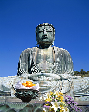 The Great Buddha (Daibutsu), Kamakura, Honshu, Japan, Asia