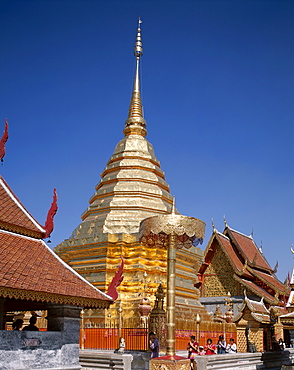 Central chedi and gold umbrellas, Wat Doi Suthep, Chiang Mai, Thailand, Southeast Asia, Asia