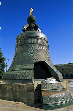 The Tsar Bell, Kremlin, UNESCO World Heritage Site, Moscow, Russia, Europe