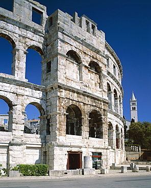 Roman Amphitheatre, Pula, Istria Region, Croatia, Europe