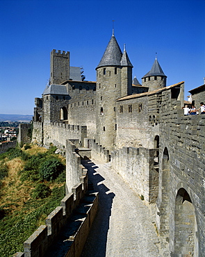 Medieval Citadel and city walls, Carcassonne, UNESCO World Heritage Site, Languedoc-Roussillon, France, Europe