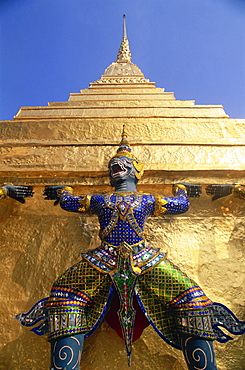 Statue, Wat Phra Kaew, Grand Palace, Bangkok, Thailand, Southeast Asia, Asia