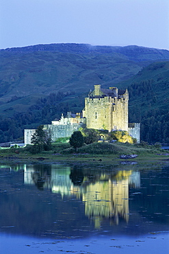 Loch Duich and Eilean Donan Castle at night, Highlands, Scotland, United Kingdom, Europe