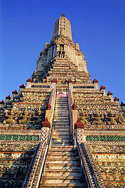 Wat Arun (Temple of the Dawn), Bangkok, Thailand, Southeast Asia, Asia