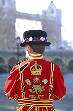 Beefeater at Tower Bridge, London, England, United Kingdom, Europe