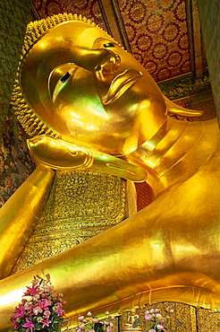 Reclining Buddha, Wat Pho, Bangkok, Thailand, Southeast Asia, Asia