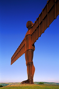 Angel of the North statue by Antony Gormley, Gateshead, Tyne and Wear, England, United Kingdom, Europe