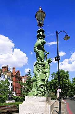 Victorian lamppost sculpture erected to mark the opening of Chelsea Embankment in May 1874, Chelsea, London, England, United Kingdom, Europe