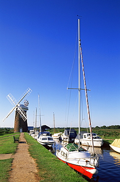 Horsey Mill, Norfolk Broads, Norfolk, England, United Kingdom, Europe