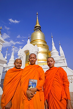 Monks at Wat Suan Dok, Chiang Mai, Thailand, Southeast Asia, Asia